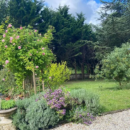 Domaine De La Perthuiserie Bed & Breakfast